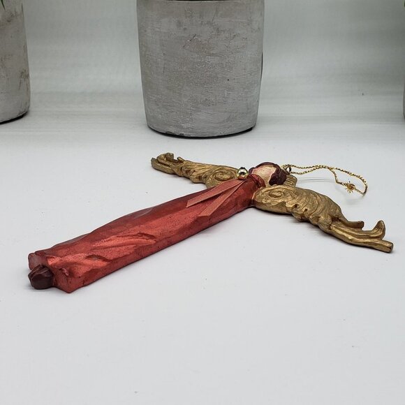 Red Gold Vintage Winged Resin Angel Christmas Ornament - Picture 4 of 9
